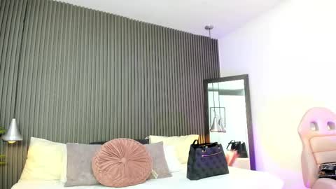 Lizza online show from 25, 10, 2025