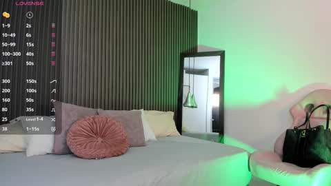 Lizza online show from 30, 10, 2025