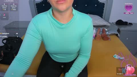 Snapshot of pervert_pantyhose chatting on 23, 12, 2024 Kimberly online show from 23, 12, 2024