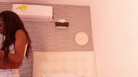 Snapshot of pervert_shydoll chatting on 2, 4, 2026 pervert_shydoll online show from 2, 4, 2026