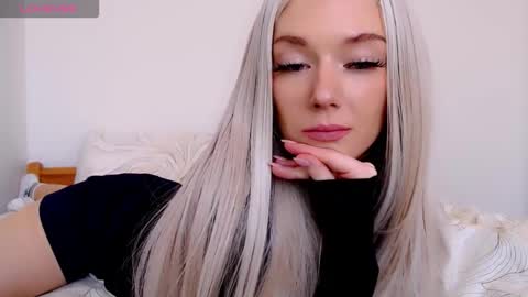 Snapshot of pervyblonde chatting on 16, 3, 2026 Isabella online show from 16, 3, 2026