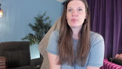 Kelly online show from 6, 4, 2026