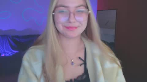 Snapshot of petalkiss chatting on 20, 10, 2025 petalkiss online show from 20, 10, 2025