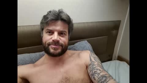 Snapshot of pete_le_meat chatting on 1, 4, 2026 pete_le_meat online show from 1, 4, 2026