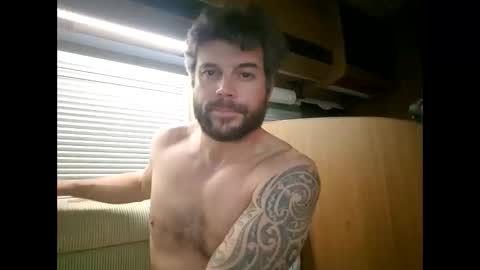 Snapshot of pete_le_meat chatting on 1, 4, 2026 pete_le_meat online show from 1, 4, 2026