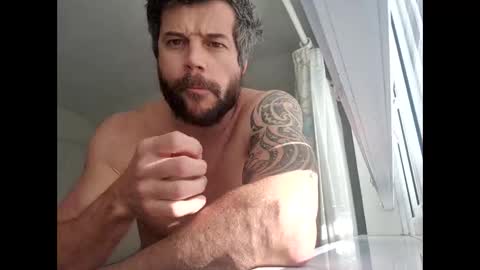 Snapshot of pete_le_meat chatting on 5, 4, 2026 pete_le_meat online show from 5, 4, 2026