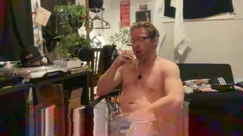 Snapshot of petehaze484617 chatting on 15, 11, 2025 Pete Haze online show from 15, 11, 2025