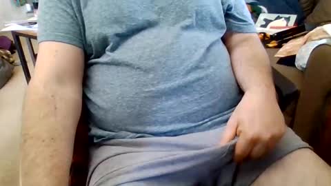 Snapshot of peter40770 chatting on 6, 4, 2026 peter40770 online show from 6, 4, 2026