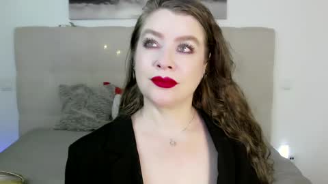 Peters Emily online show from 9, 1, 2025