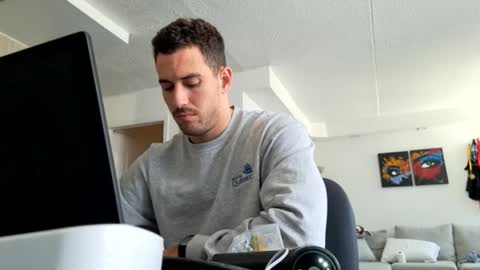 Snapshot of peterskinny24 chatting on 21, 2, 2025         ttps VF8L9ABFMref wl share online show from 21, 2, 2025