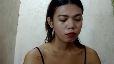Snapshot of petite_jzee chatting on 7, 7, 2026 jzee online show from 7, 7, 2026