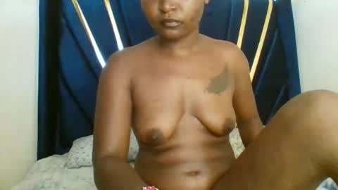 petite_shan online show from 24, 2, 2026