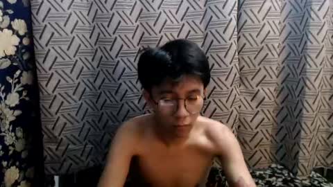 Snapshot of petiteasian_boy chatting on 26, 7, 2026 cute vir online show from 26, 7, 2026