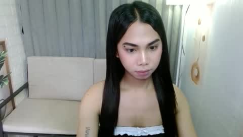 Snapshot of petiteasianyukie chatting on 16, 1, 2026 Yukie online show from 16, 1, 2026