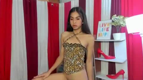 Snapshot of petitehorsycock chatting on 27, 3, 2026 petitehorsycock online show from 27, 3, 2026