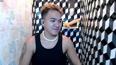 Snapshot of petitehugecockxnxxx chatting on 25, 6, 2026 Call me jake online show from 25, 6, 2026