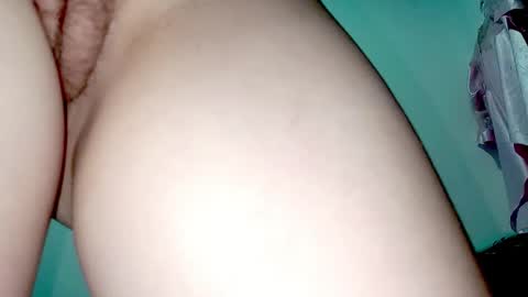 Snapshot of petiteivoryqueen chatting on 20, 4, 2026 danna online show from 20, 4, 2026