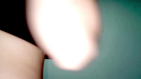 Snapshot of petiteivoryqueen chatting on 8, 6, 2026 danna online show from 8, 6, 2026