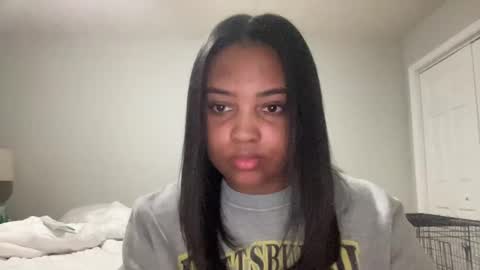 petitekinkxo online show from 19, 1, 2025