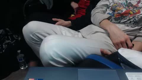 Snapshot of petitepleasure69420 chatting on 28, 11, 2025 petitepleasure69420 online show from 28, 11, 2025