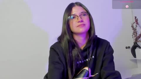 Sofa online show from 18, 12, 2025