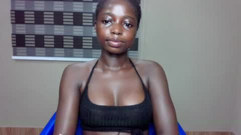 petitexxebony online show from 16, 6, 2026
