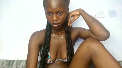 petitgirl88 online show from 9, 6, 2026