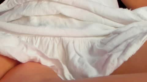 Snapshot of petitgirl_ chatting on 7, 2, 2025  J A S S  online show from 7, 2, 2025