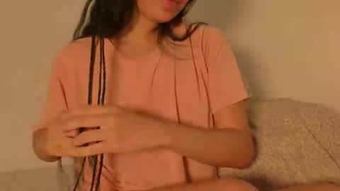 Snapshot of petitgirl_ chatting on 10, 3, 2025  J A S S  online show from 10, 3, 2025