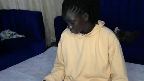 petitte_gyaal online show from 31, 10, 2025