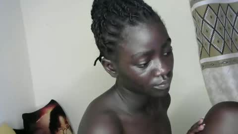 petitte_gyaal online show from 15, 11, 2025