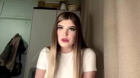 petragase online show from 25, 6, 2026