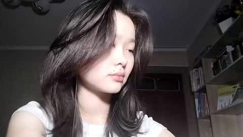 Snapshot of petronilayoshimori chatting on 2, 12, 2025 Hello Viola here online show from 2, 12, 2025