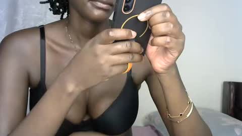 pettite_cora1 online show from 27, 11, 2025