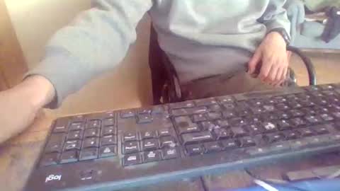 peyo873996 online show from 11, 4, 2026