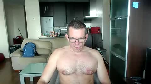 Snapshot of pg19clp4191zm chatting on 3, 2, 2026 Alex online show from 3, 2, 2026