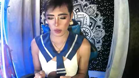 Snapshot of ph_hardcock chatting on 12, 4, 2026 JOHN online show from 12, 4, 2026