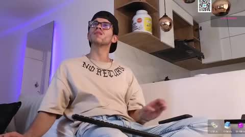 phantom_bigger1 online show from 17, 2, 2025