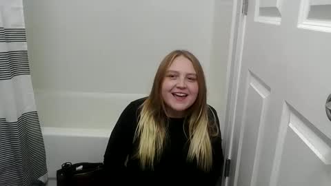 PhatAssBlond online show from 21, 12, 2024