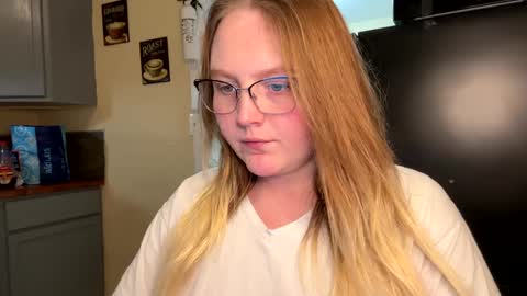 PhatAssBlond online show from 6, 2, 2025