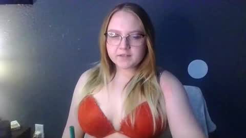 PhatAssBlond online show from 4, 3, 2025