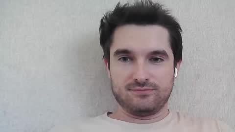 Snapshot of philborison chatting on 19, 4, 2026 PhilipBorison online show from 19, 4, 2026