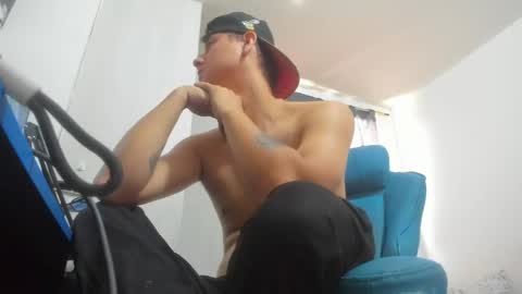 Snapshot of philip_dj chatting on 29, 4, 2026 philip_dj online show from 29, 4, 2026