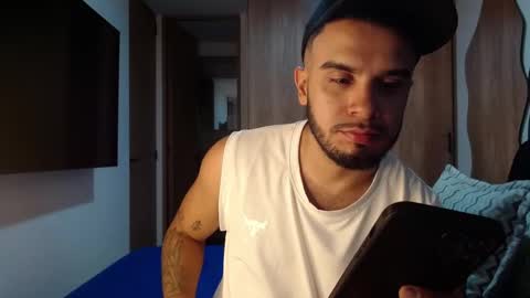 Snapshot of philipdj1 chatting on 5, 2, 2026 philipdj1 online show from 5, 2, 2026