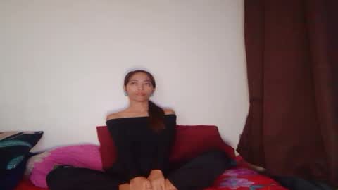 Snapshot of philippinas_white_man chatting on 28, 12, 2024 Online at weekends Friday to Sunday online show from 28, 12, 2024