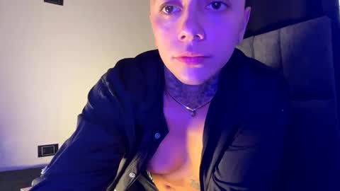 PHILLIP online show from 3, 12, 2025