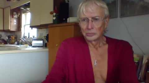 Snapshot of phillipa1023 chatting on 15, 11, 2025 phillipa online show from 15, 11, 2025