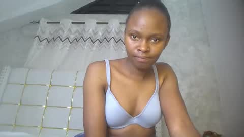 Snapshot of phoebe015 chatting on 16, 2, 2026 phoebe online show from 16, 2, 2026