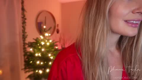 PHOENIX TAYLOR online show from 5, 12, 2025