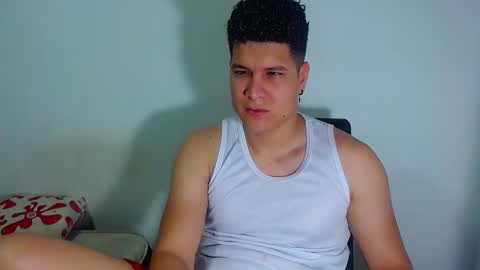 Snapshot of phoenixgnz08 chatting on 2, 2, 2025 AdnierGnz online show from 2, 2, 2025
